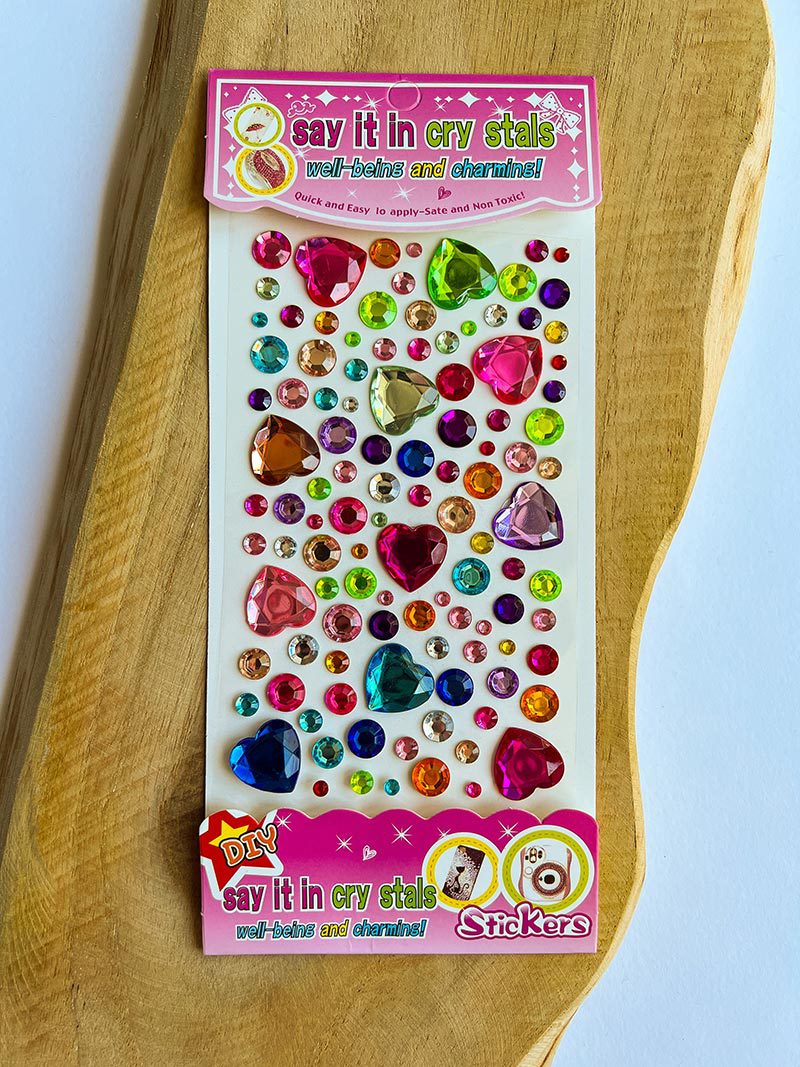 Samoprzylepne cyrkonie w kształcie serduszek – ozdoby do ciała idealne do tatuaży brokatowych, makijażu artystycznego i stylizacji imprezowych