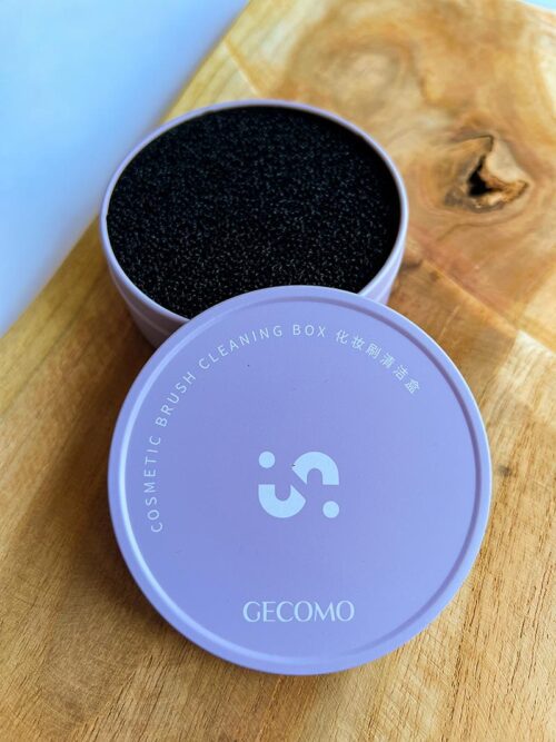 Pudełko do czyszczenia pędzli używanych przy tatuażach brokatowych – zamykany pojemnik z gąbką