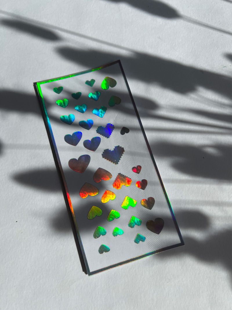 Zestaw ozdob do ciała Serduszka do tatuaży brokatowych.